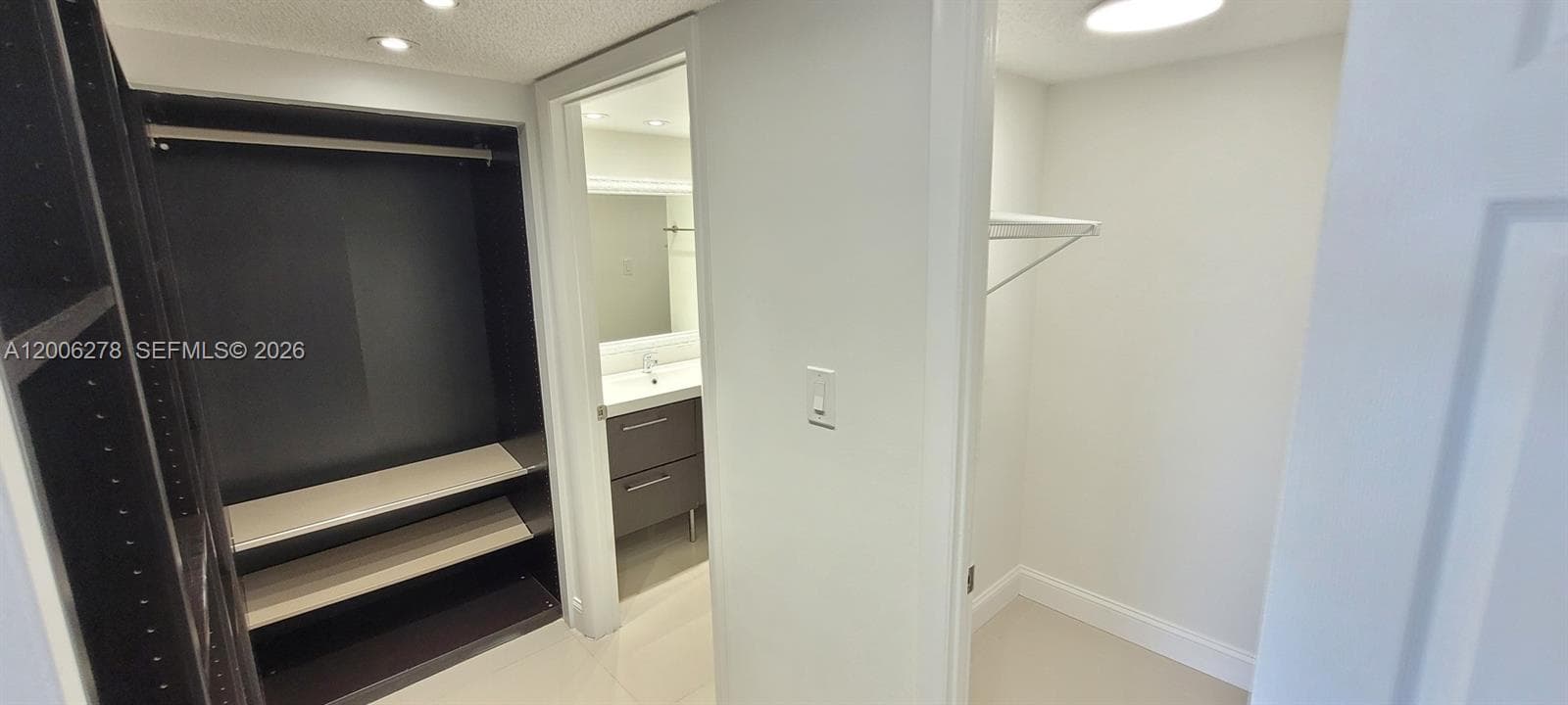 18011 Biscayne Blvd # 402, Aventura FL 33160 — 17