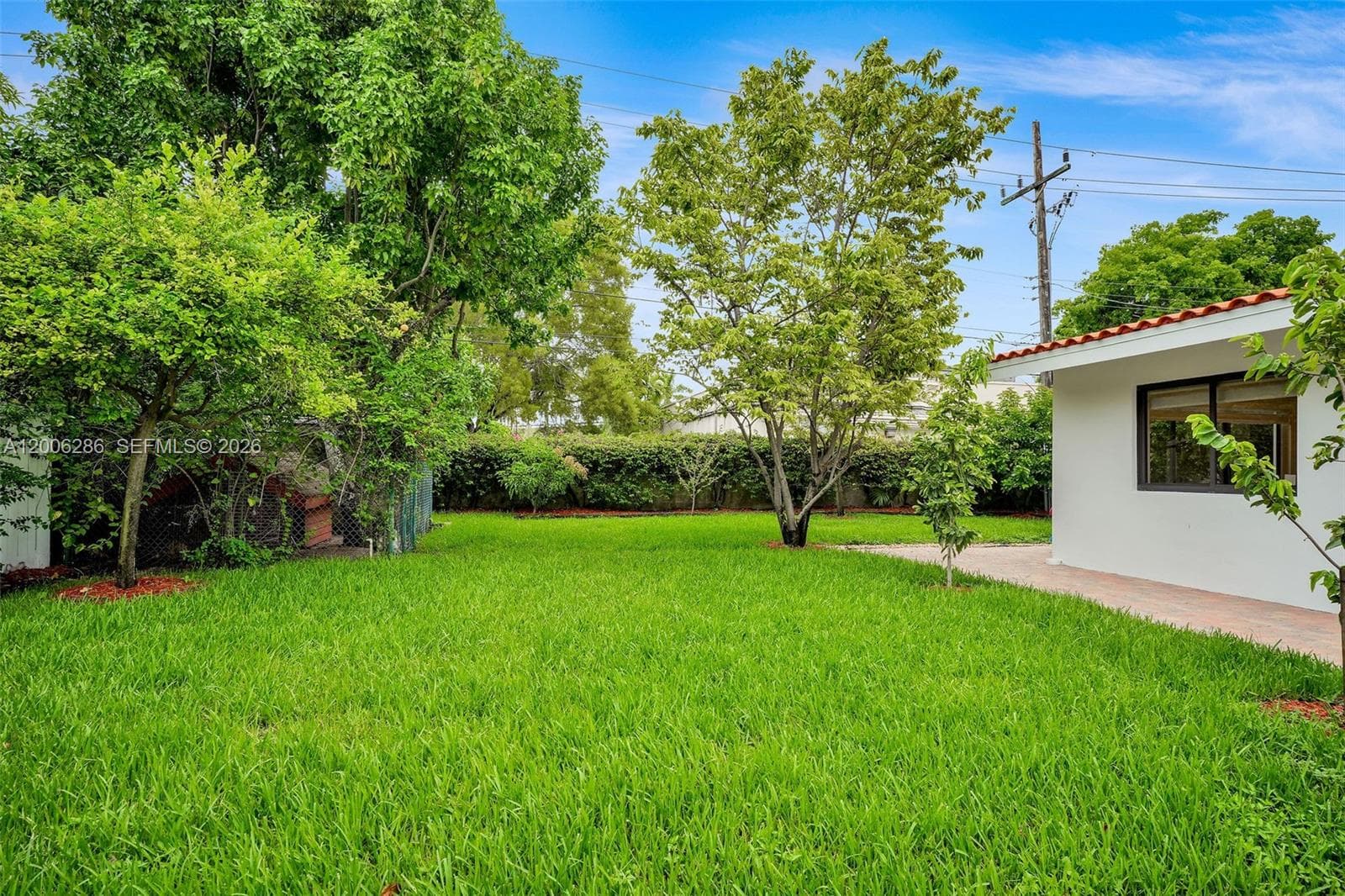 6820 SW 86th Ave, Miami FL 33143 — 30