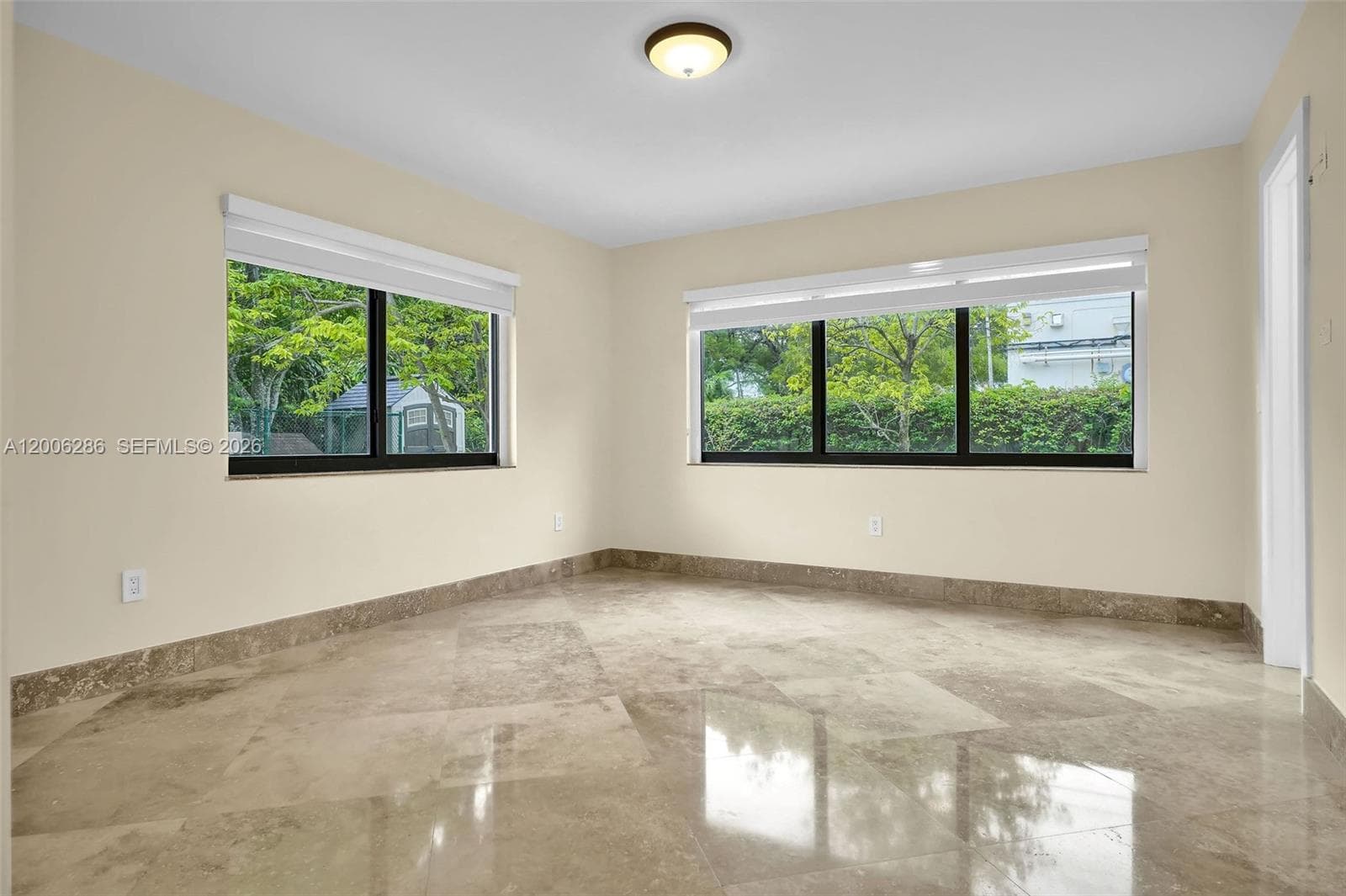 6820 SW 86th Ave, Miami FL 33143 — 19