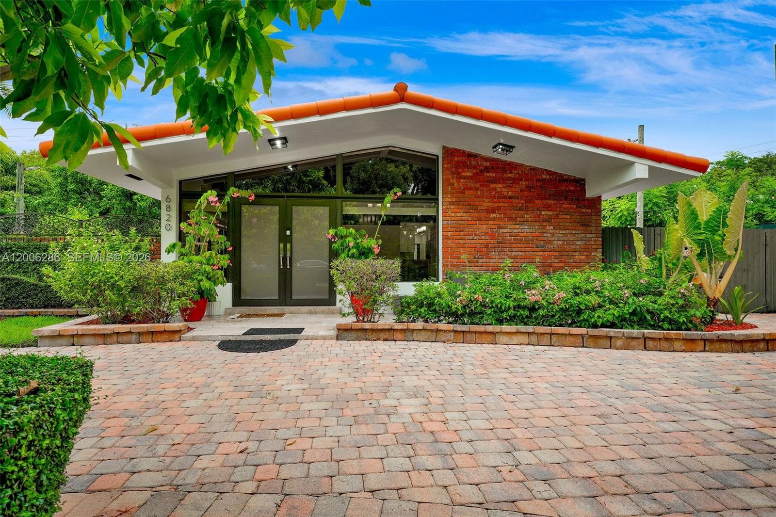 6820 SW 86th Ave, Miami FL 33143 — 29