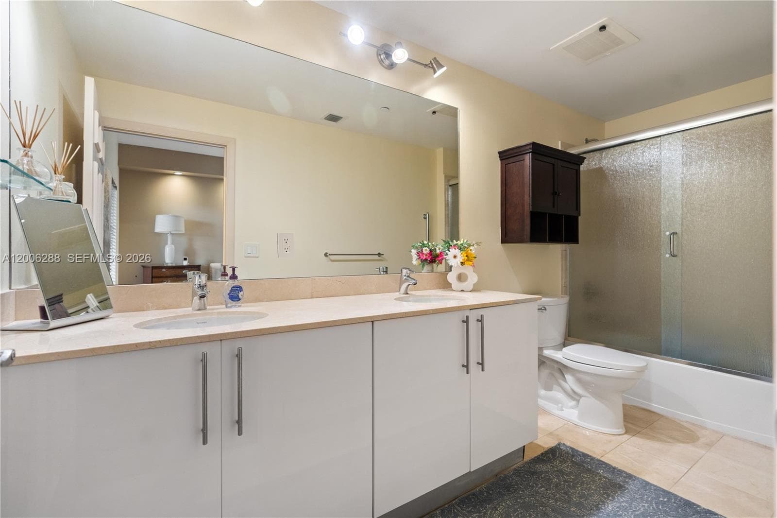 3330 NE 190th St # 712, Aventura FL 33180 — 28