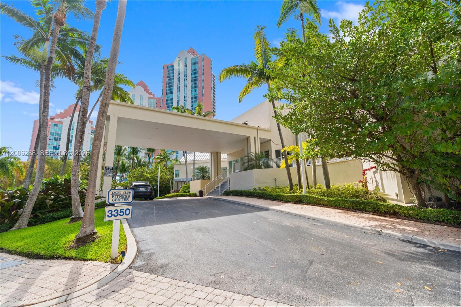 3330 NE 190th St # 712, Aventura FL 33180 — 4