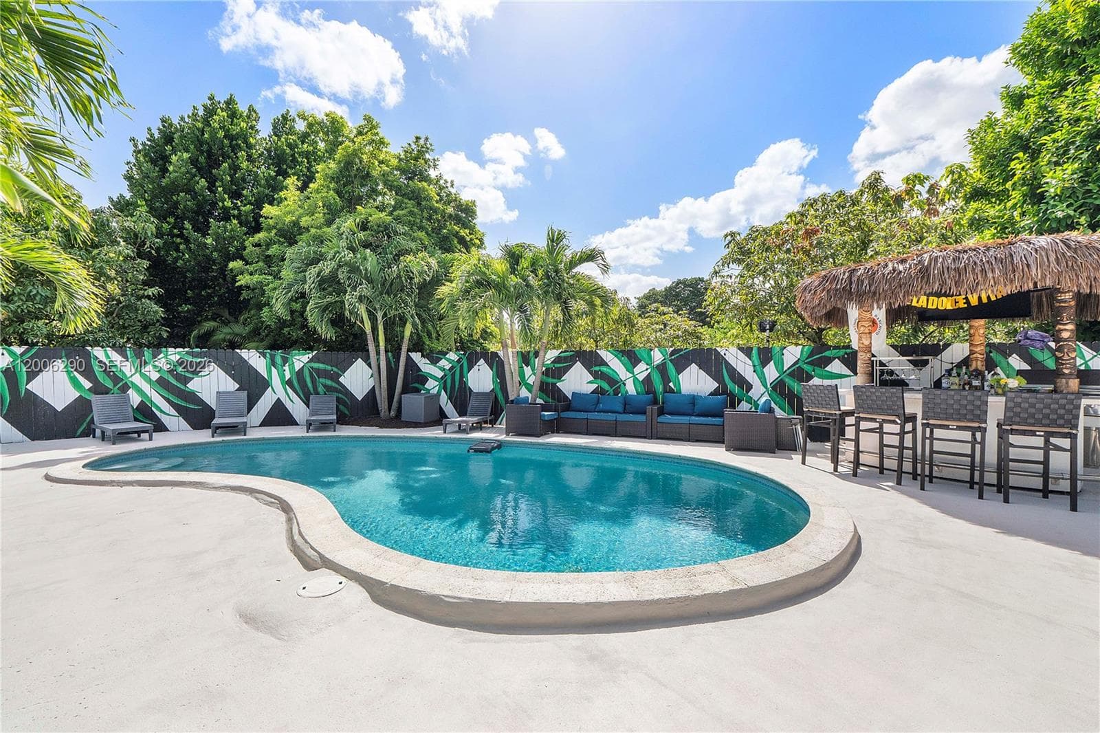14830 N Spur Dr, Miami FL 33161 — 57