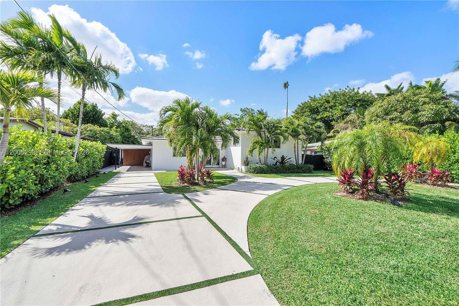 14830 N Spur Dr, Miami FL 33161 — 73