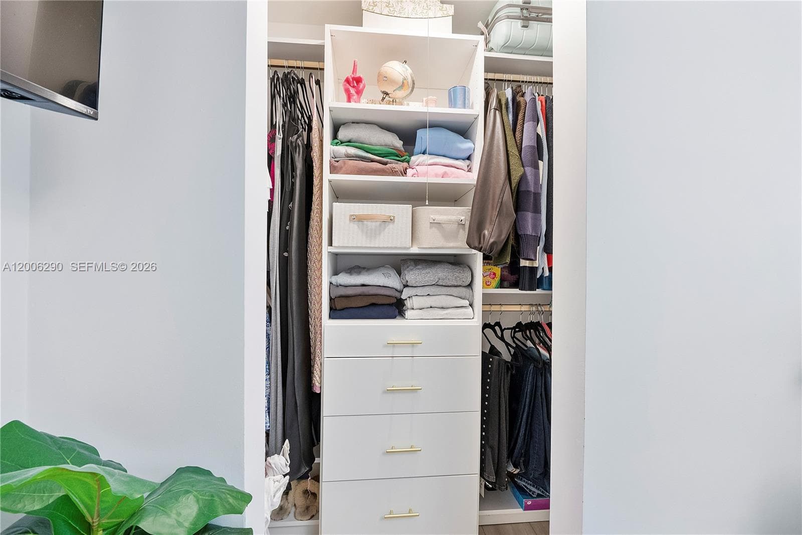 14830 N Spur Dr, Miami FL 33161 — 38