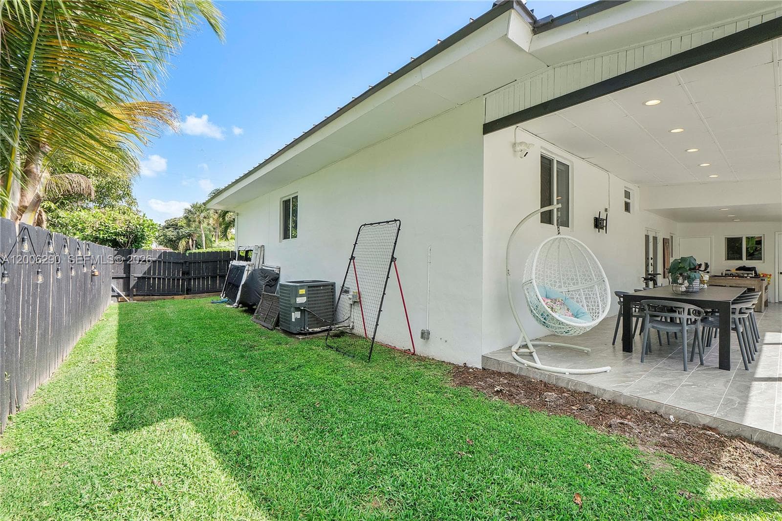 14830 N Spur Dr, Miami FL 33161 — 65