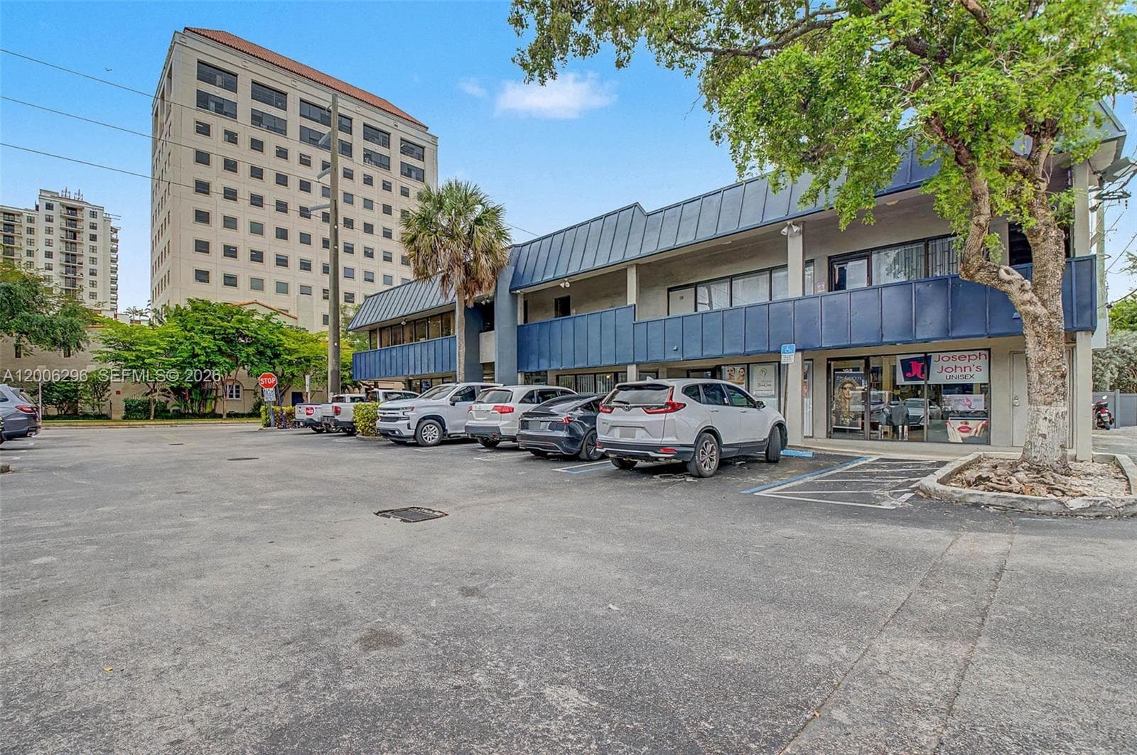 3735 SW 8th St, Coral Gables FL 33134 — 3