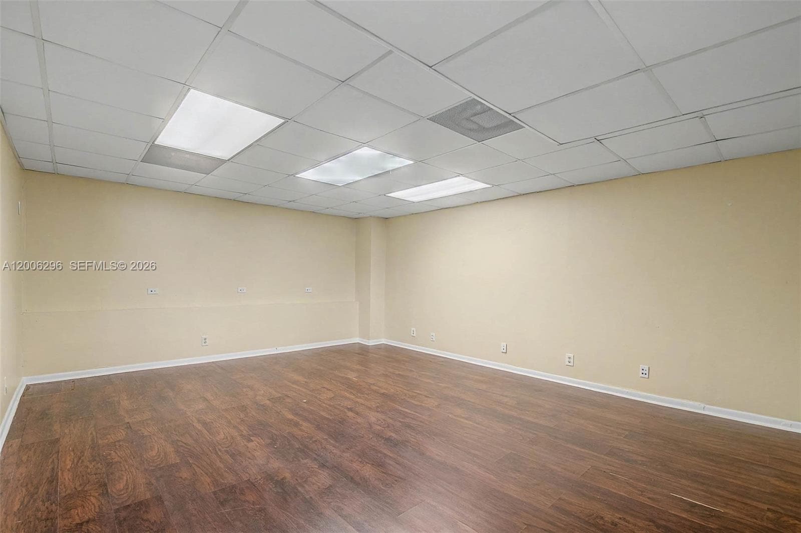 3735 SW 8th St, Coral Gables FL 33134 — 11