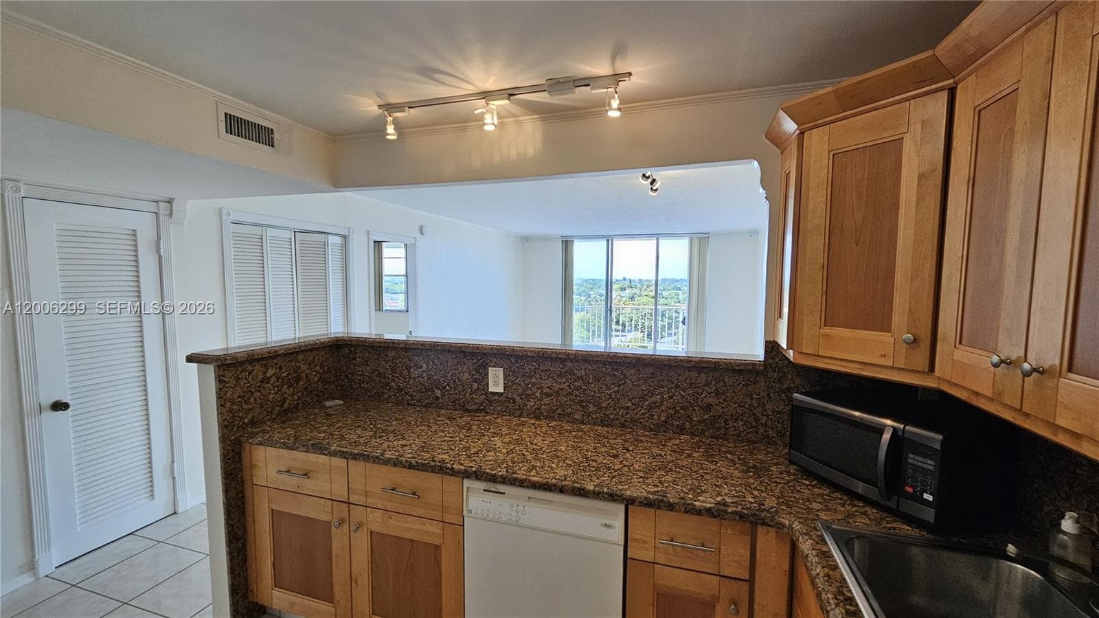 16740 NE 9th Ave # 807, North Miami Beach FL 33162 — 6