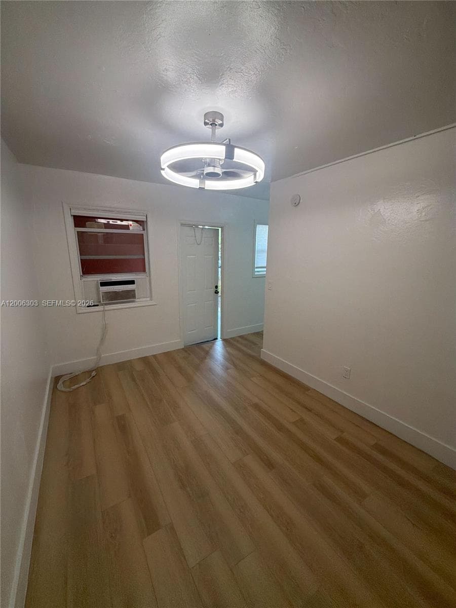 3669 Thomas Ave # 9, Miami FL 33133 — 3