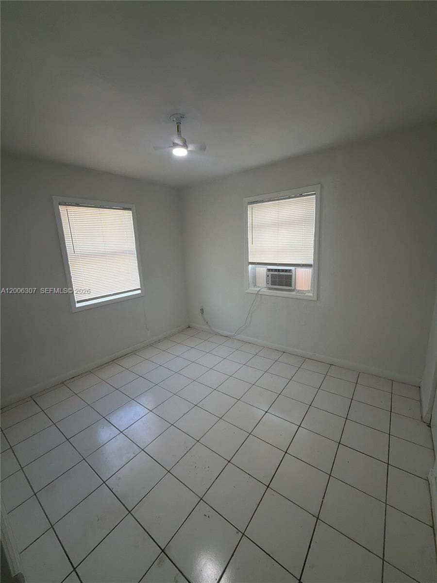 3669 Thomas Ave # 10, Miami FL 33133 — 6