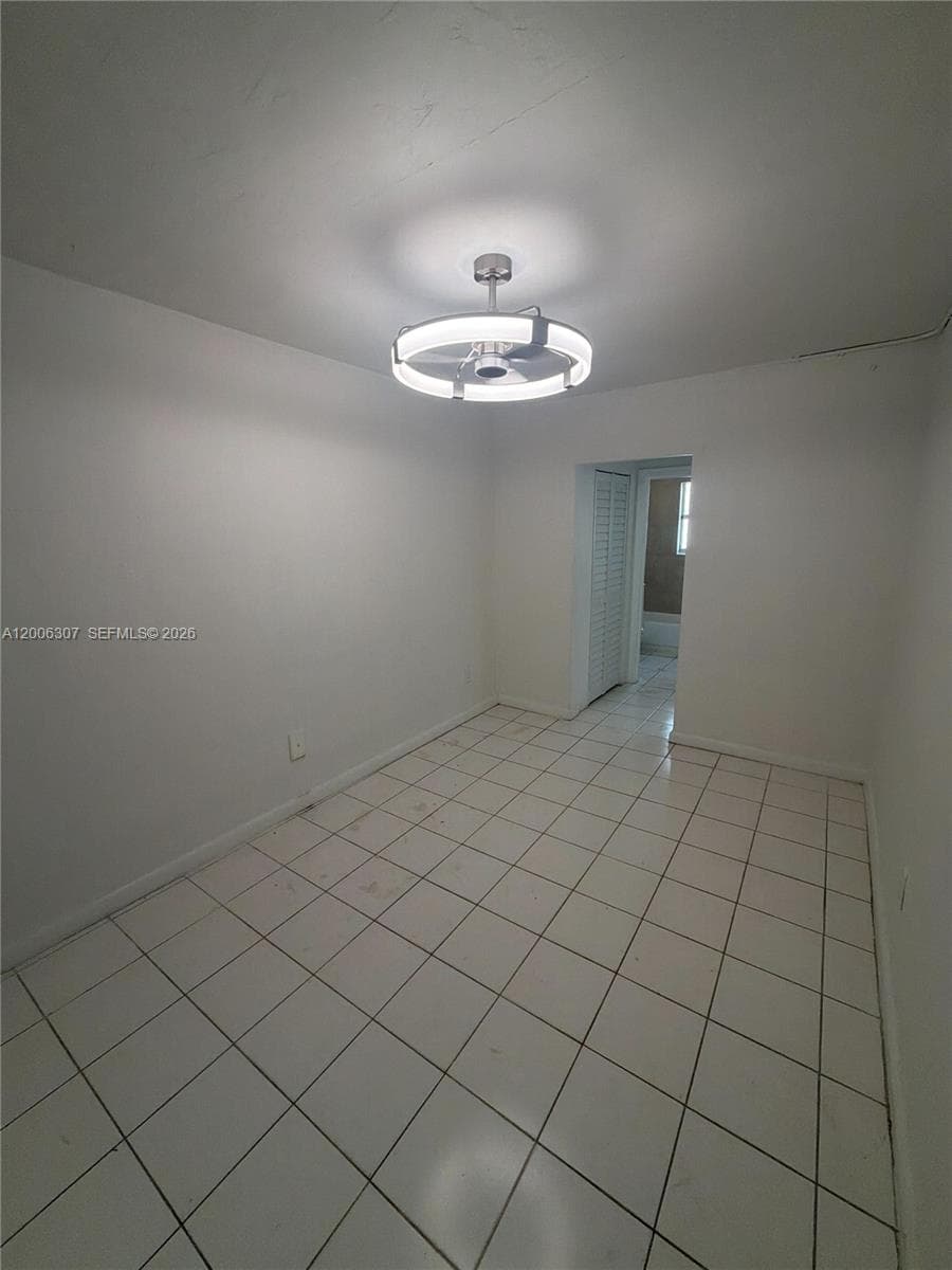 3669 Thomas Ave # 10, Miami FL 33133 — 3