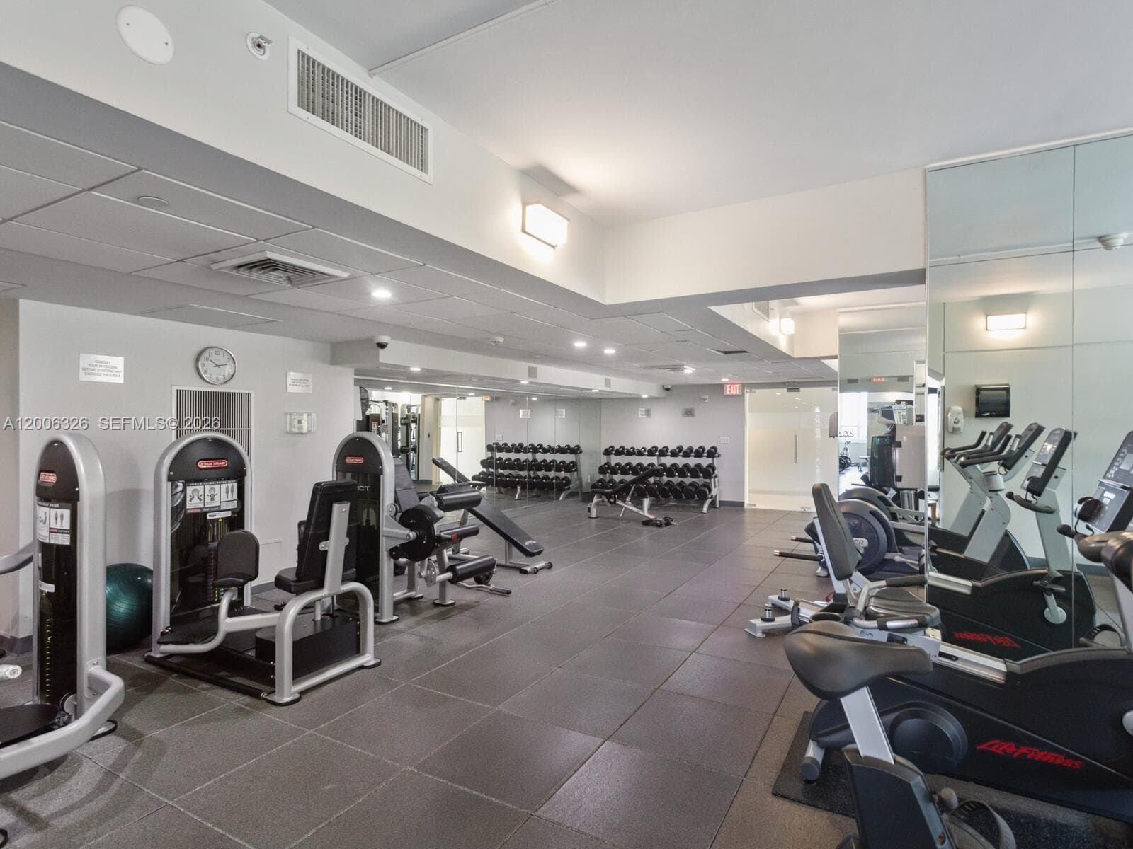 888 Brickell Key Dr # 2112, Miami FL 33131 — 35