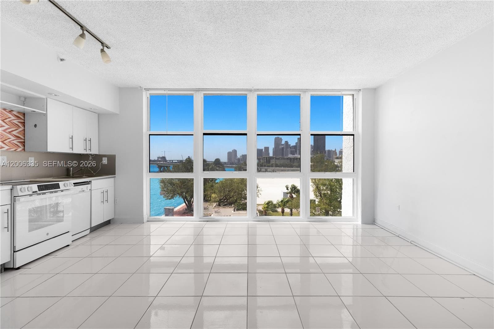 555 NE 15th St # 501, Miami FL 33132 — 12