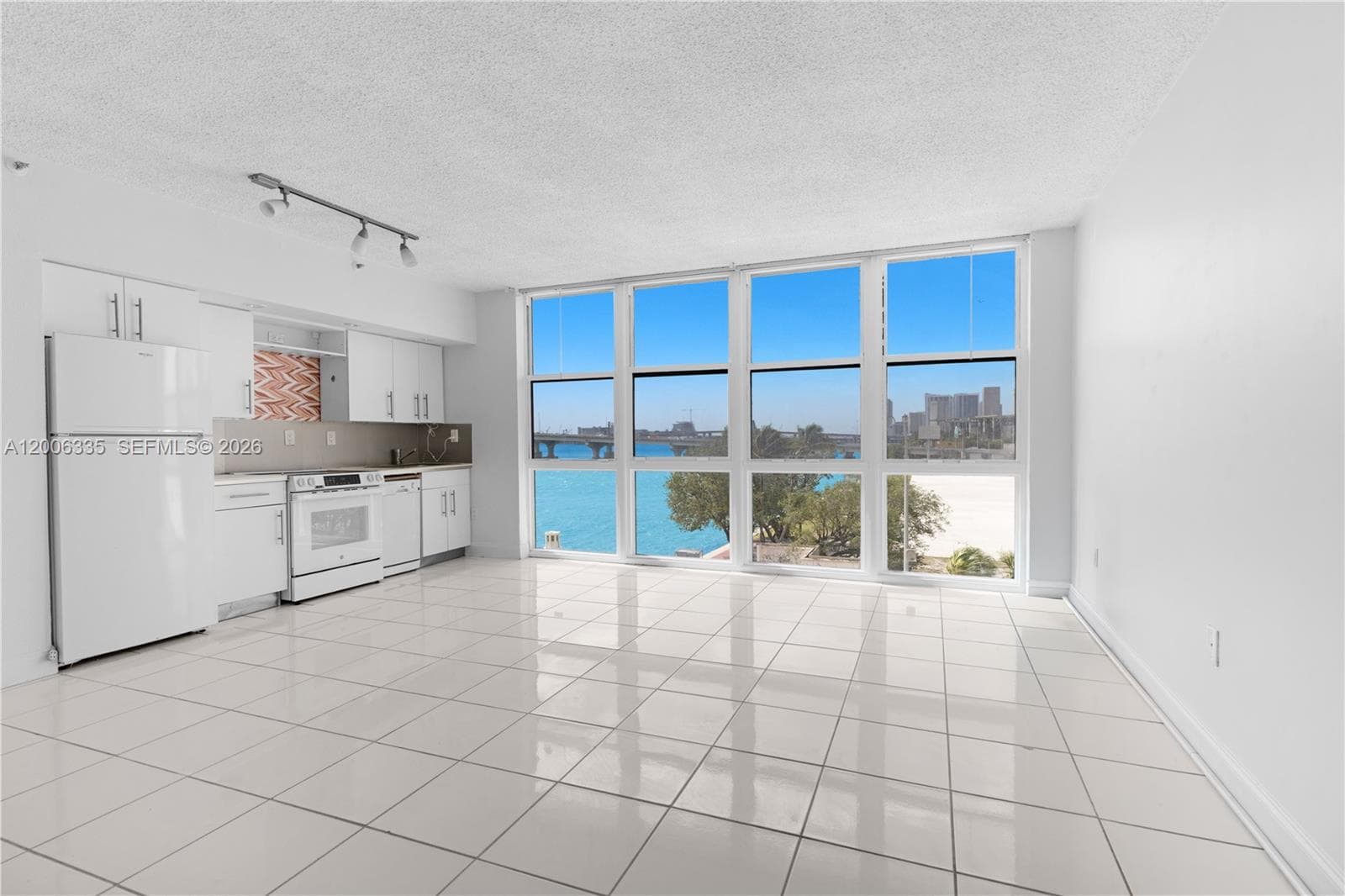 555 NE 15th St # 501, Miami FL 33132 — 7