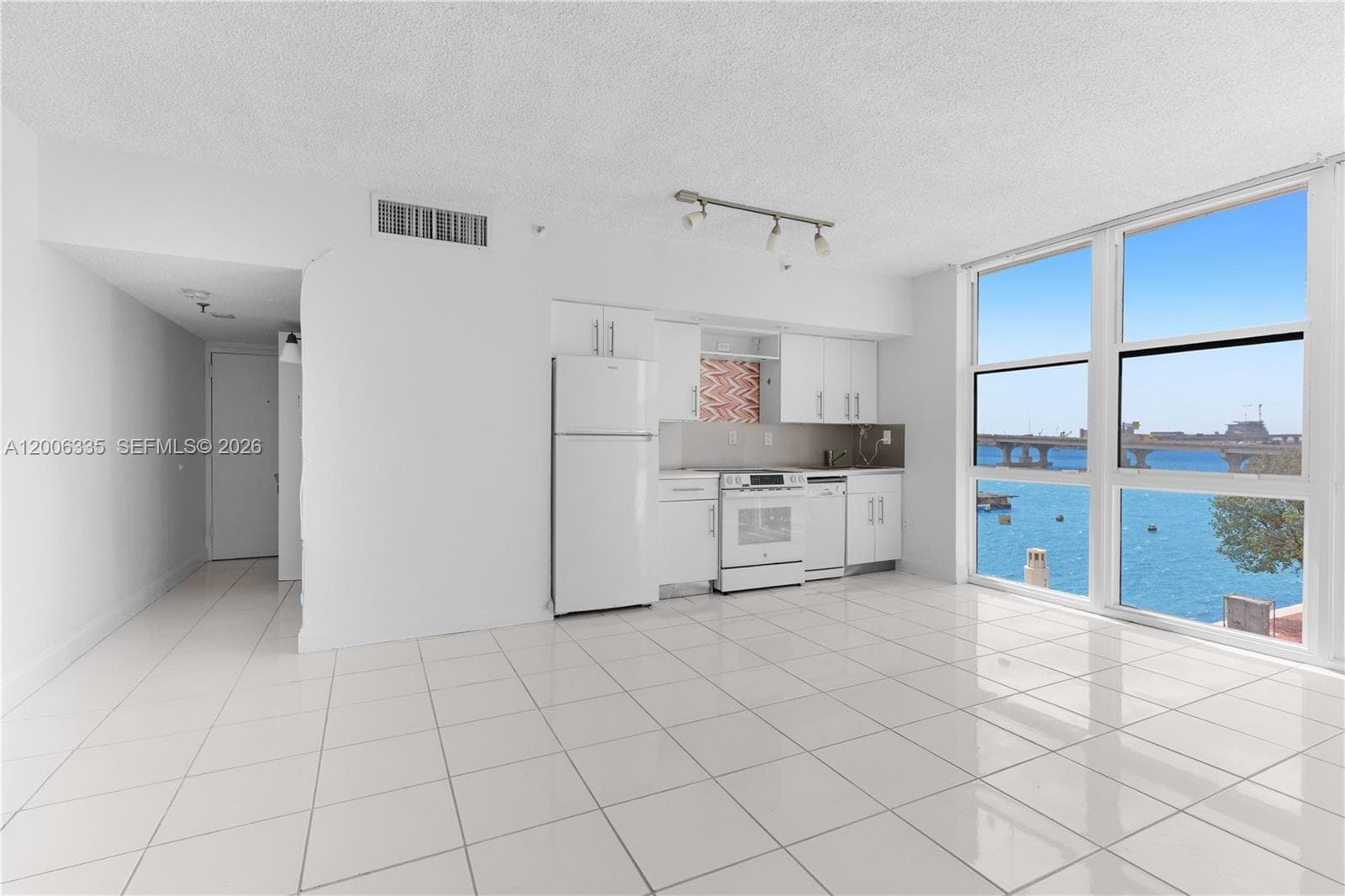 555 NE 15th St # 501, Miami FL 33132 — 8