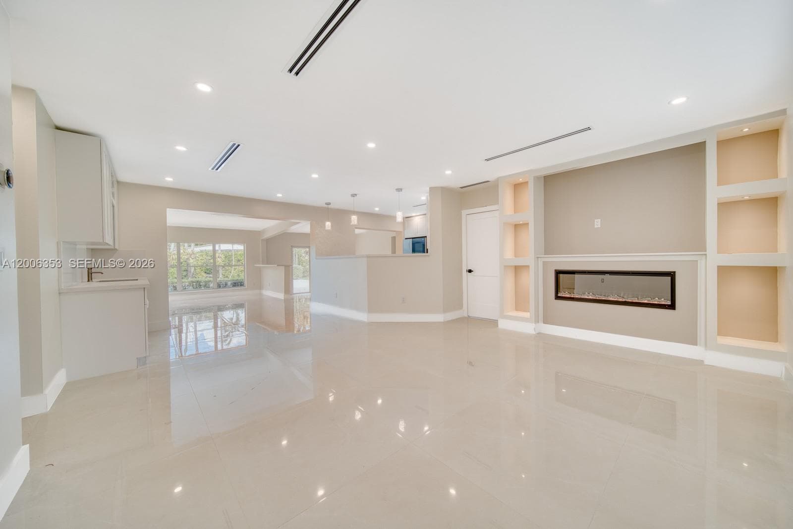 15730 SW 87th Ct, Palmetto Bay FL 33157 — 2