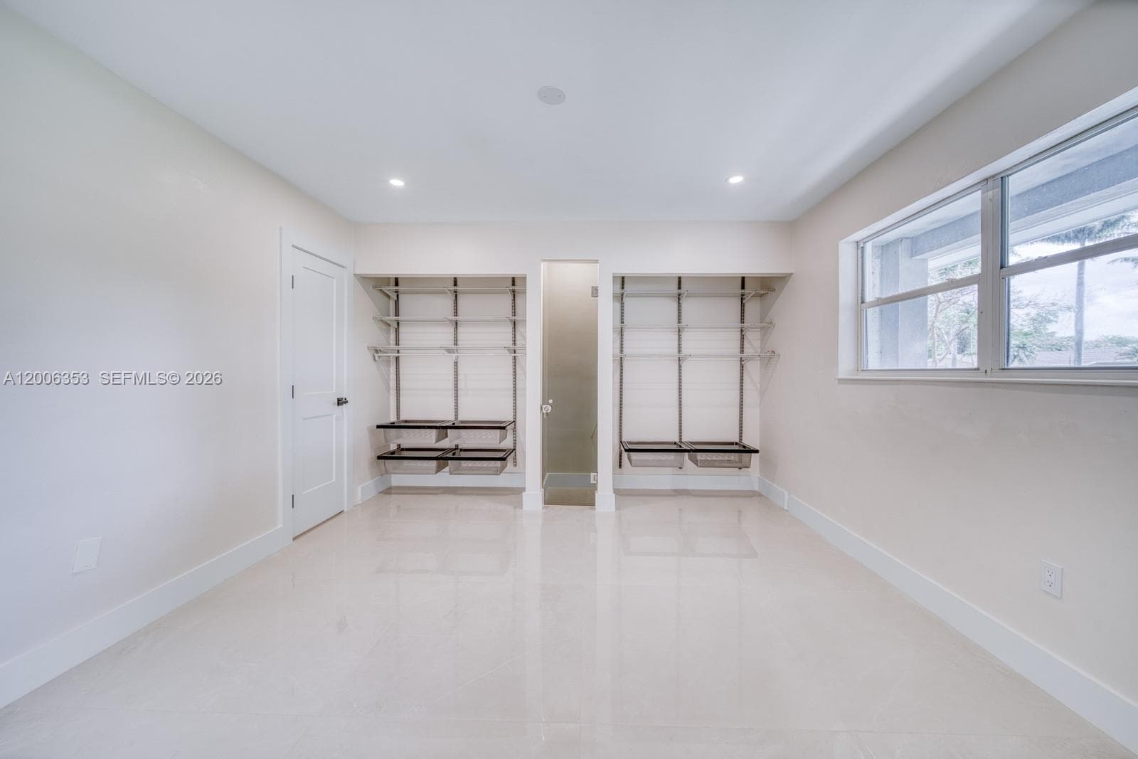 15730 SW 87th Ct, Palmetto Bay FL 33157 — 17