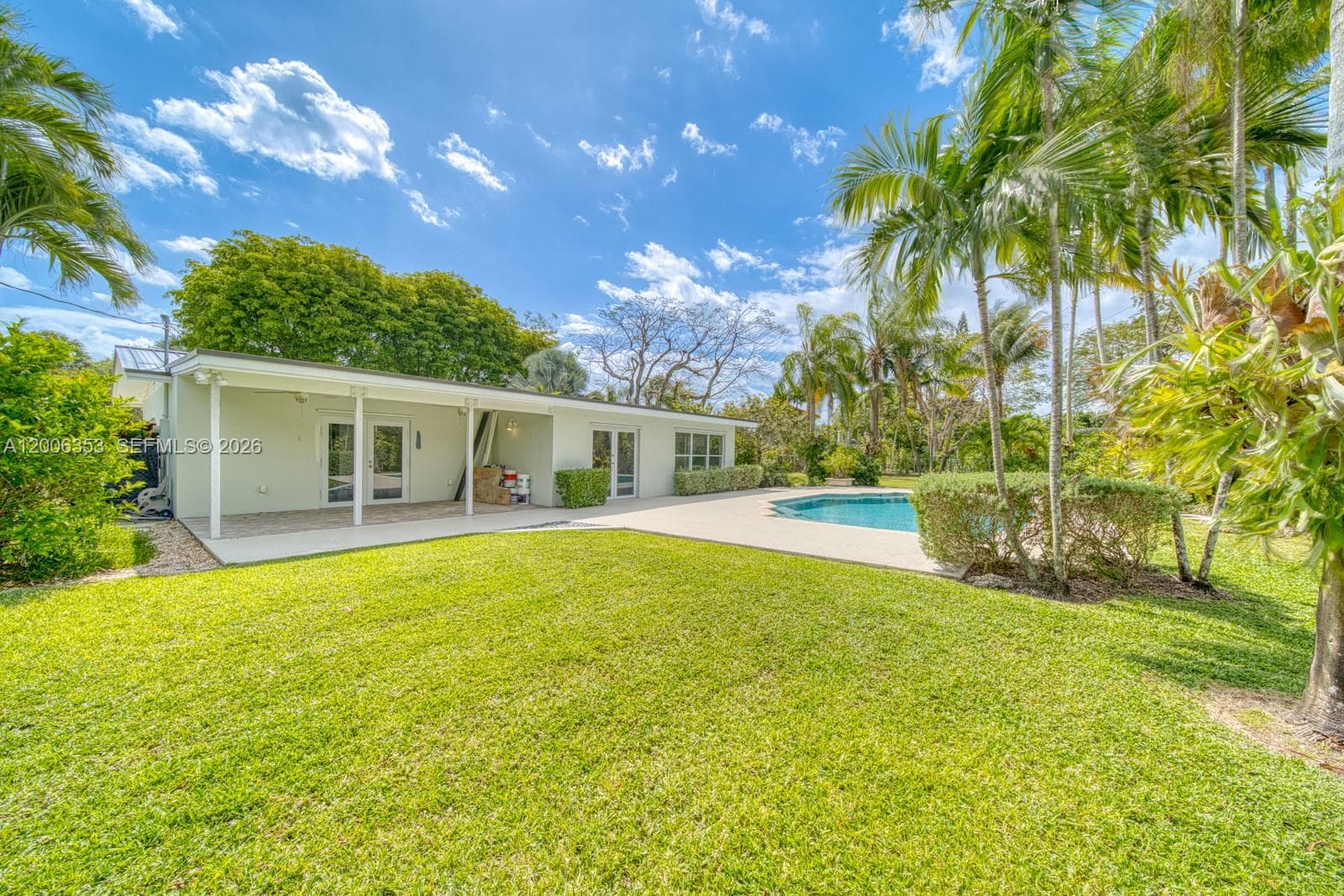 15730 SW 87th Ct, Palmetto Bay FL 33157 — 34