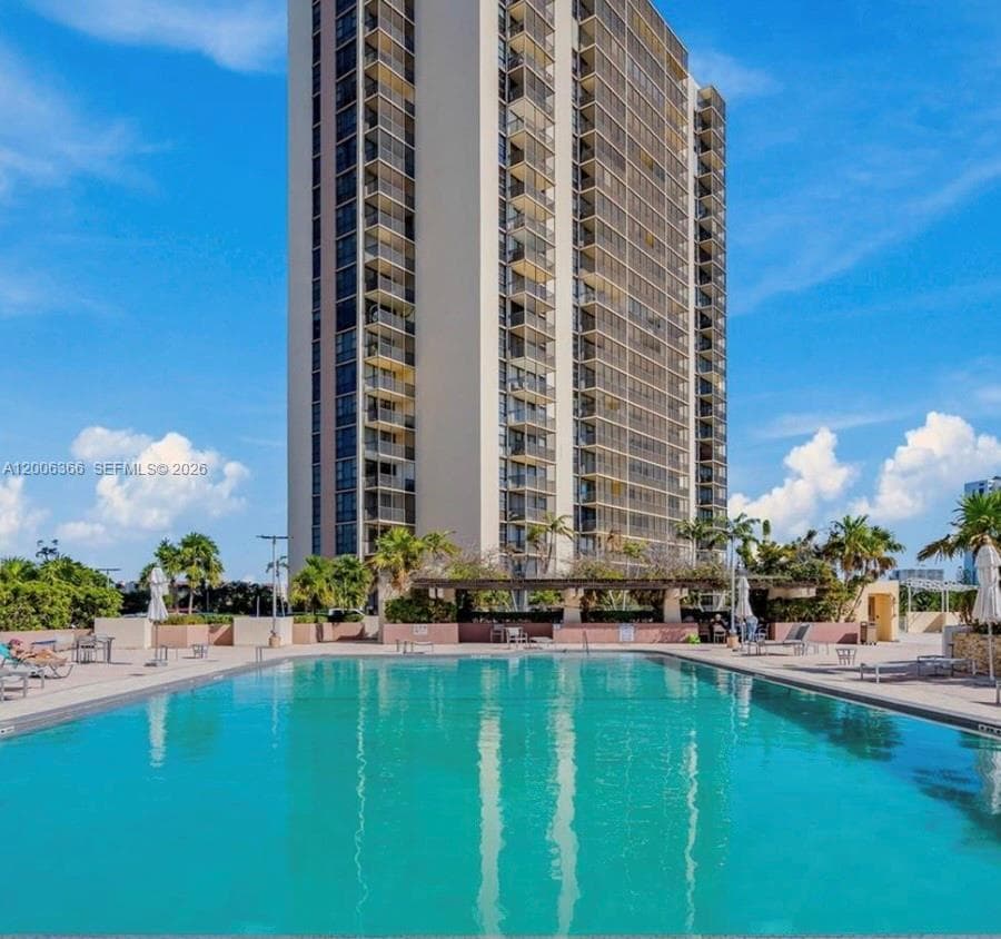 20301 W Country Club Dr, Aventura FL 33180 — 19
