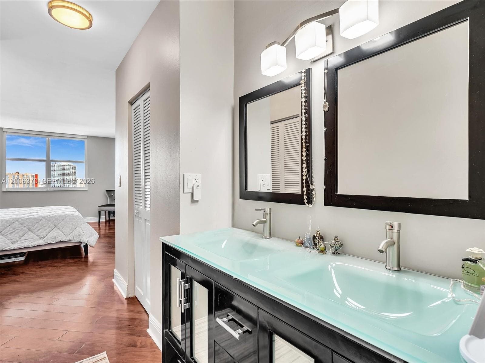 500 Bayview Dr # 1731, Sunny Isles Beach FL 33160 — 45