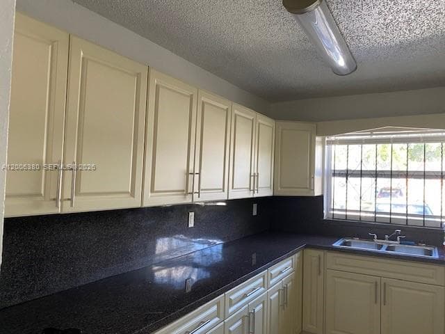 3929 NW 207th St Rd, Miami Gardens FL 33055 — 5
