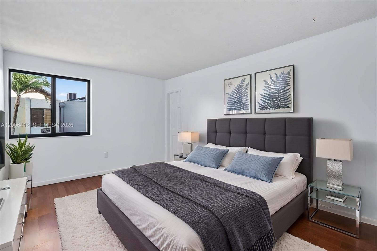 10302 NW 9th St Cir # 204, Miami FL 33172 — 24