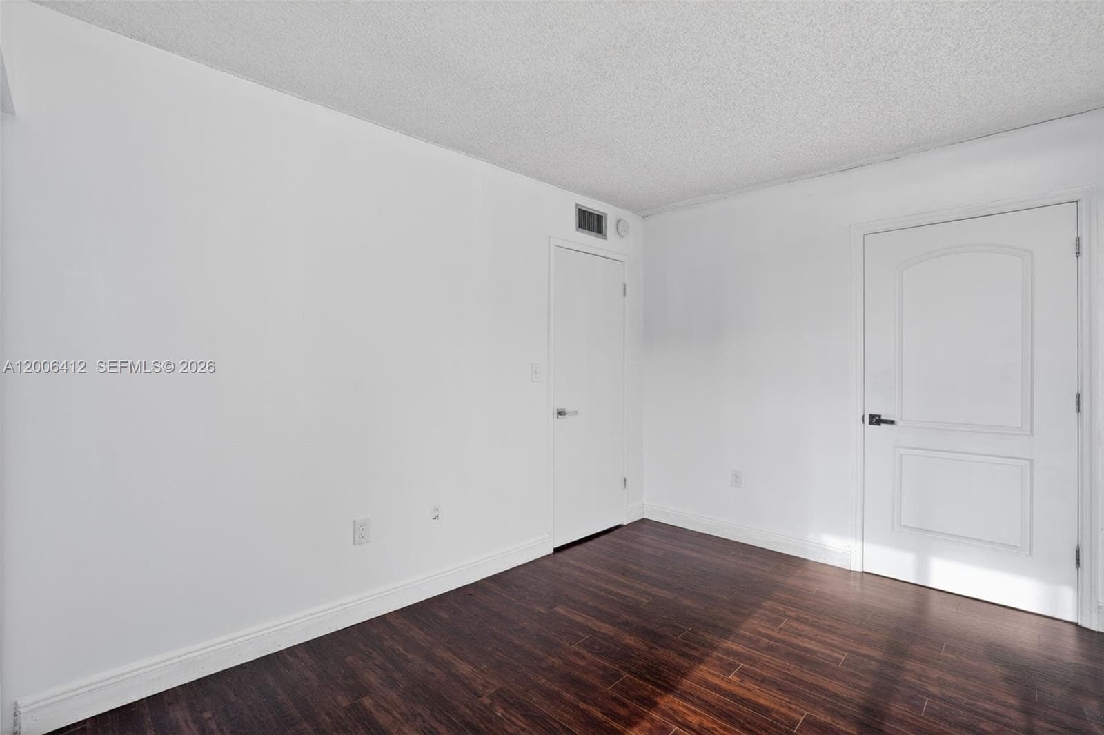 10302 NW 9th St Cir # 204, Miami FL 33172 — 18