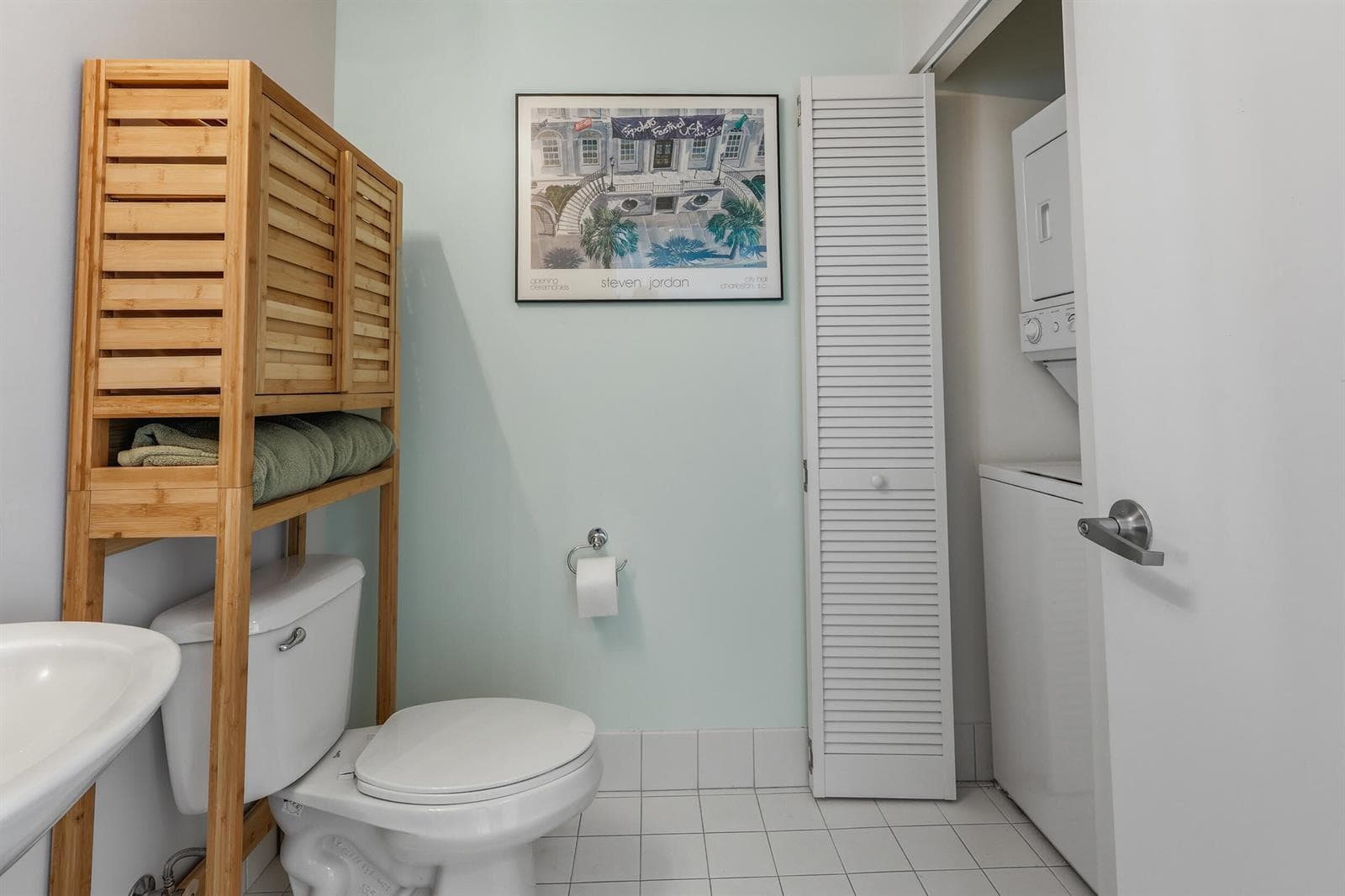 888 Biscayne Boulevard # 3702, Miami FL 33132 — 13