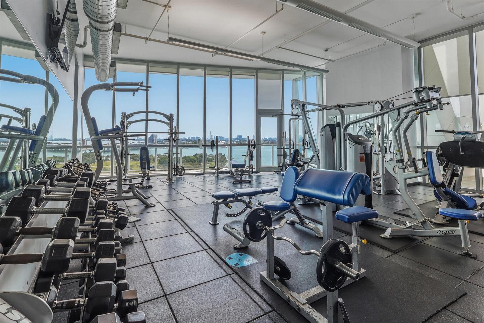 888 Biscayne Boulevard # 3702, Miami FL 33132 — 30
