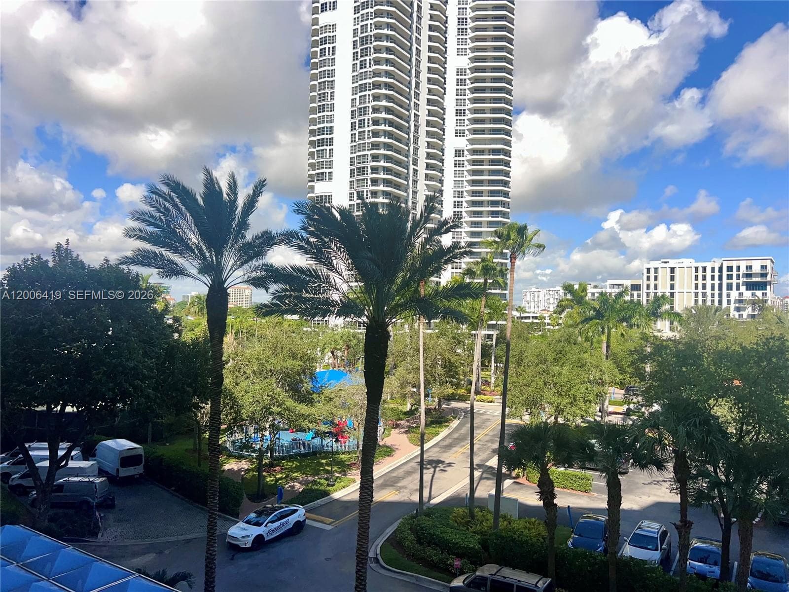 3600 Mystic Pointe Dr # 511, Aventura FL 33180 — 11