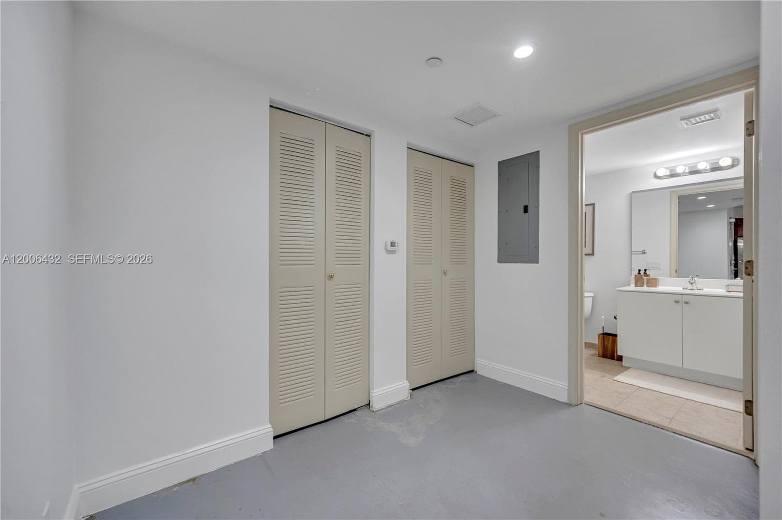 111 E Flagler St # 506, Miami FL 33131 — 8