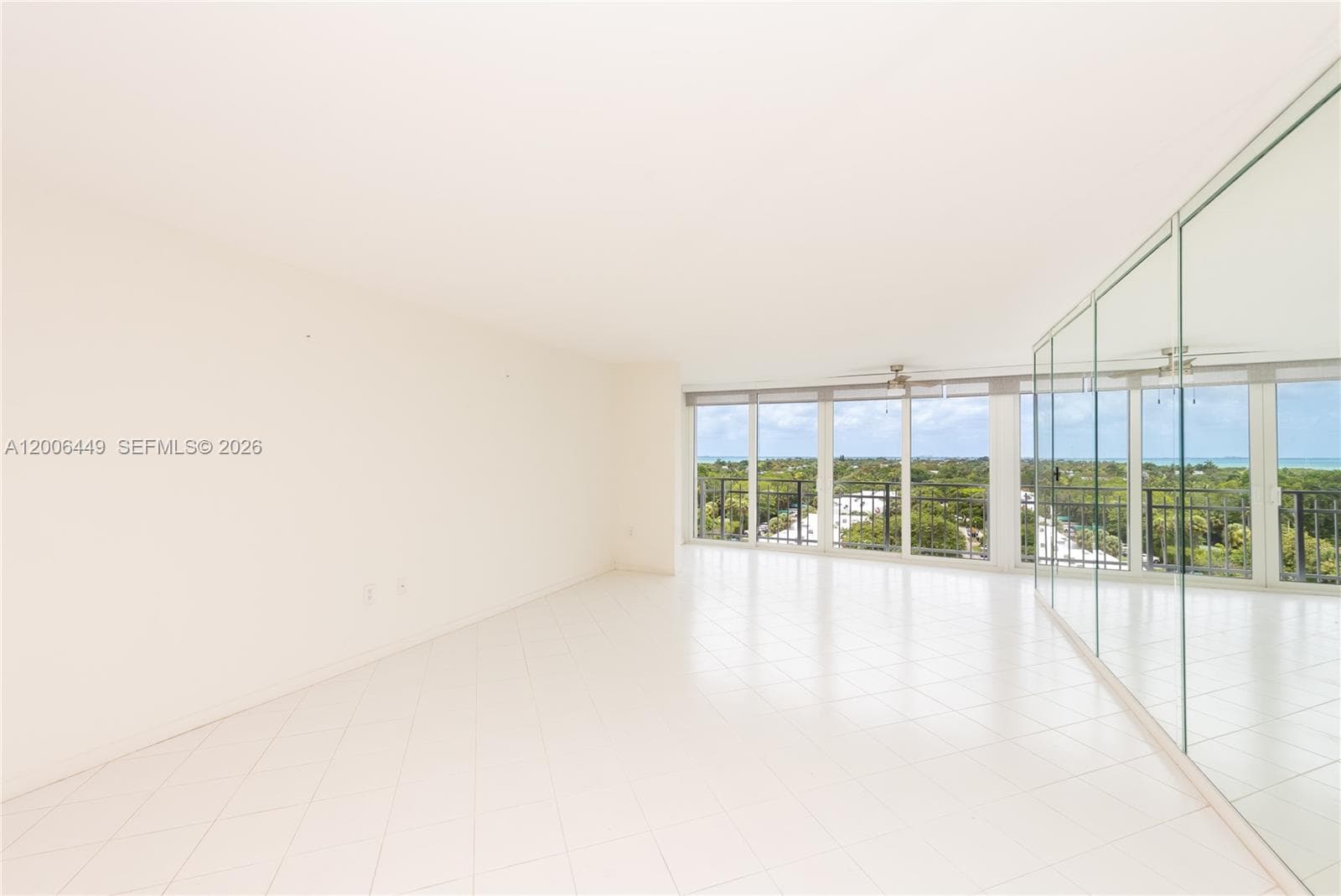 600 Grapetree Dr, Key Biscayne FL 33149 — 3