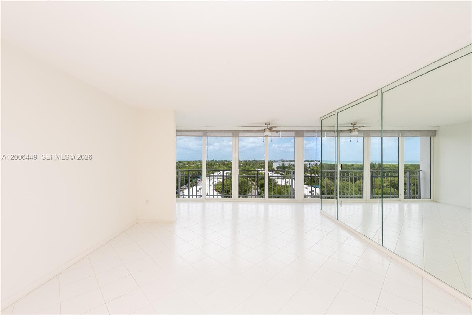 600 Grapetree Dr, Key Biscayne FL 33149 — 1