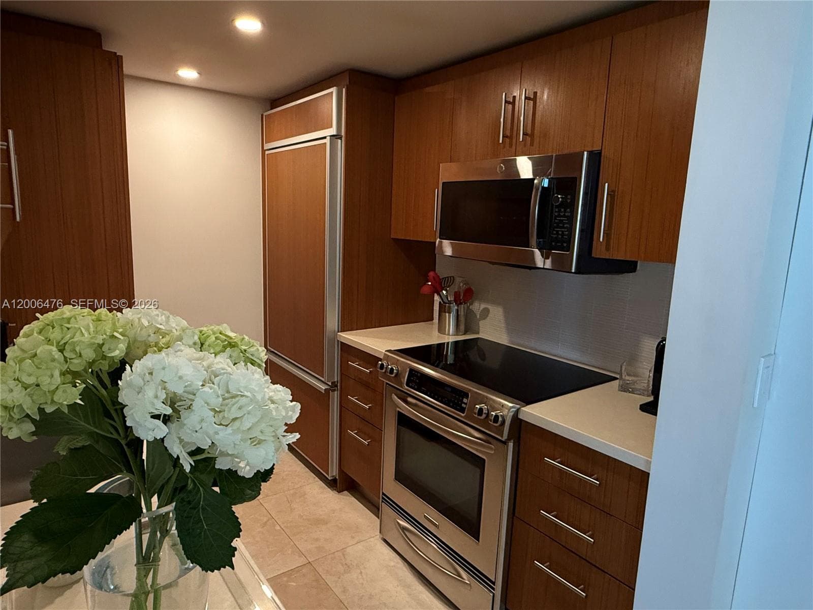 10275 Collins Ave # 533, Bal Harbour FL 33154 — 47