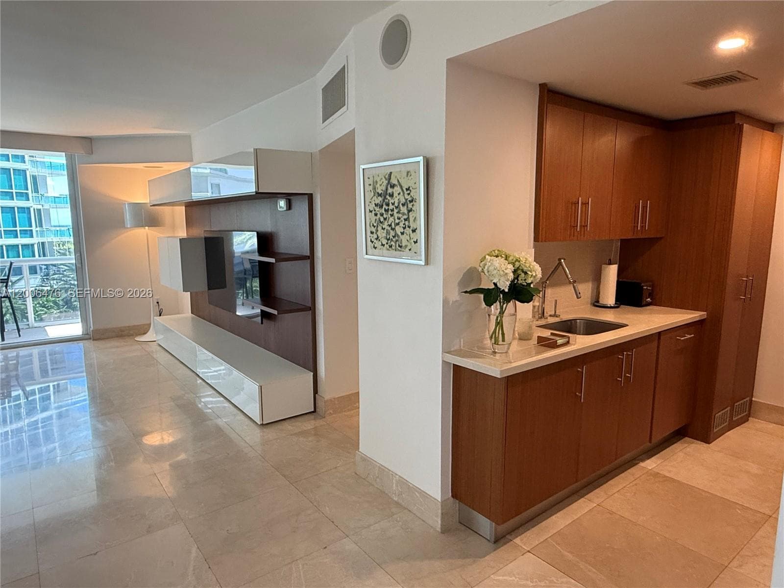 10275 Collins Ave # 533, Bal Harbour FL 33154 — 33