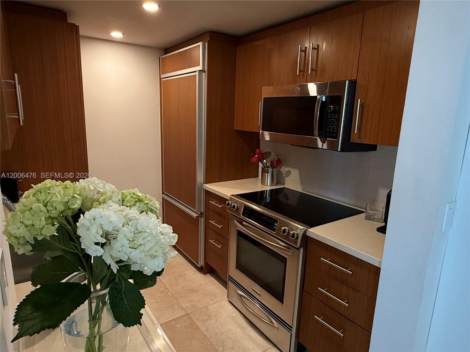 10275 Collins Ave # 533, Bal Harbour FL 33154 — 37