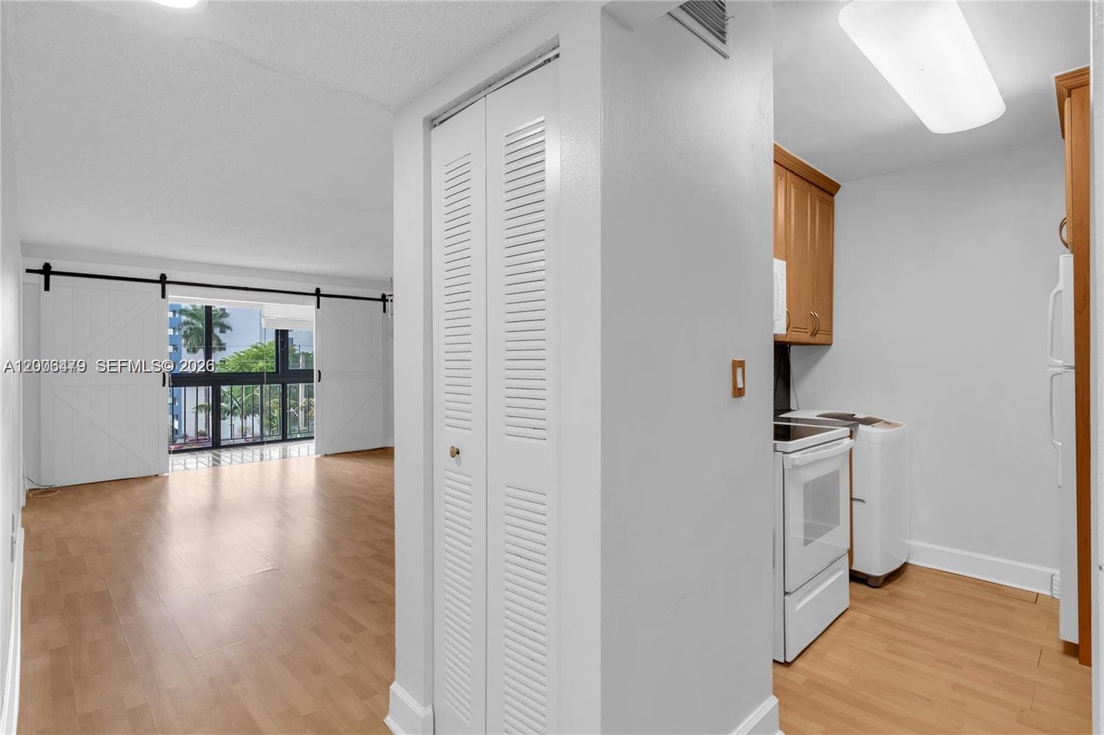 5055 NW 7th St # 504, Miami FL 33126 — 6