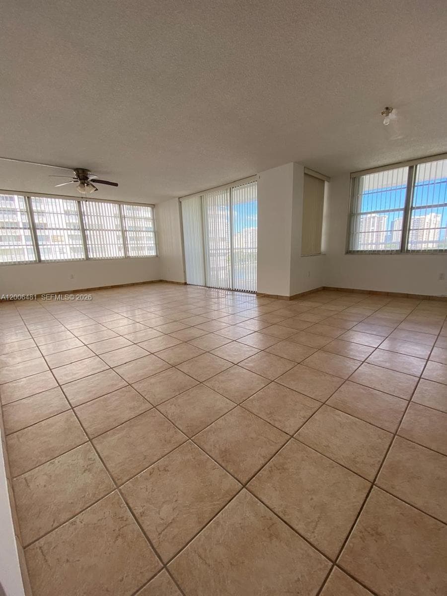 18041 Biscayne Blvd # 804, Aventura FL 33160 — 7