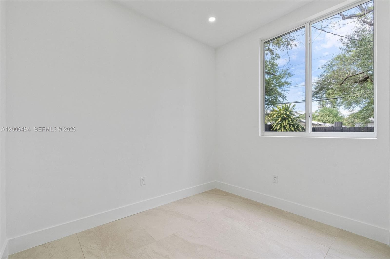 1305 Dunad Avenue, Opa-Locka FL 33054 — 27