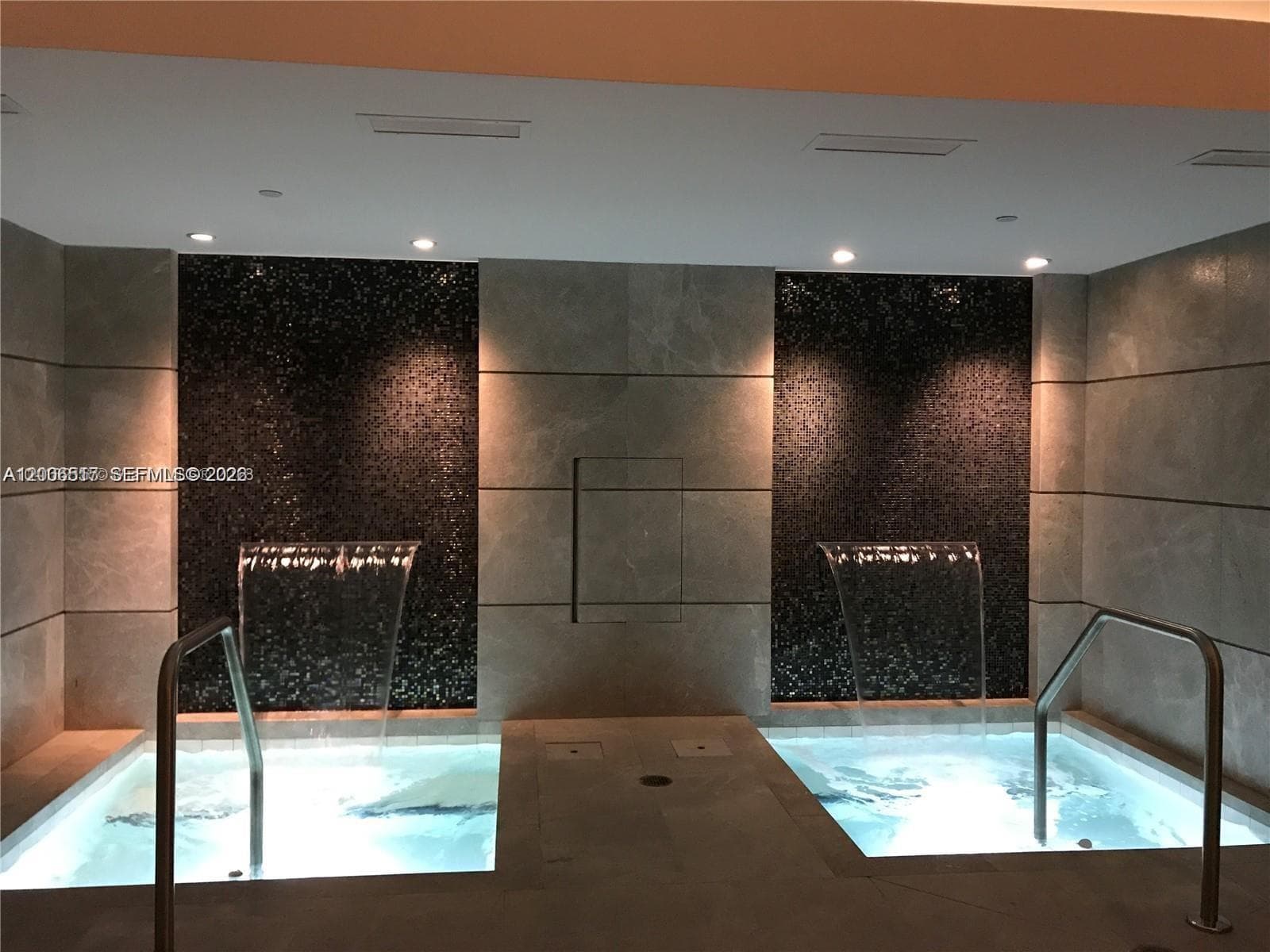 1010 Brickell Ave # 4609, Miami FL 33131 — 32