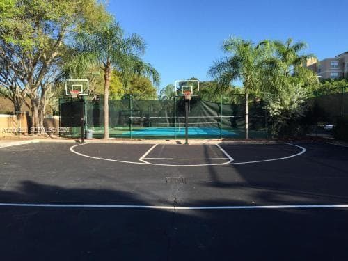 19999 E Country Club Dr # 1303, Aventura FL 33180 — 21