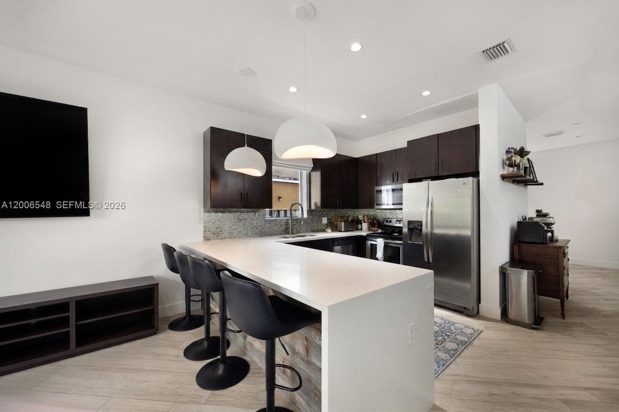 2931 SW 27th Ter # 2931, Miami FL 33133 — 9