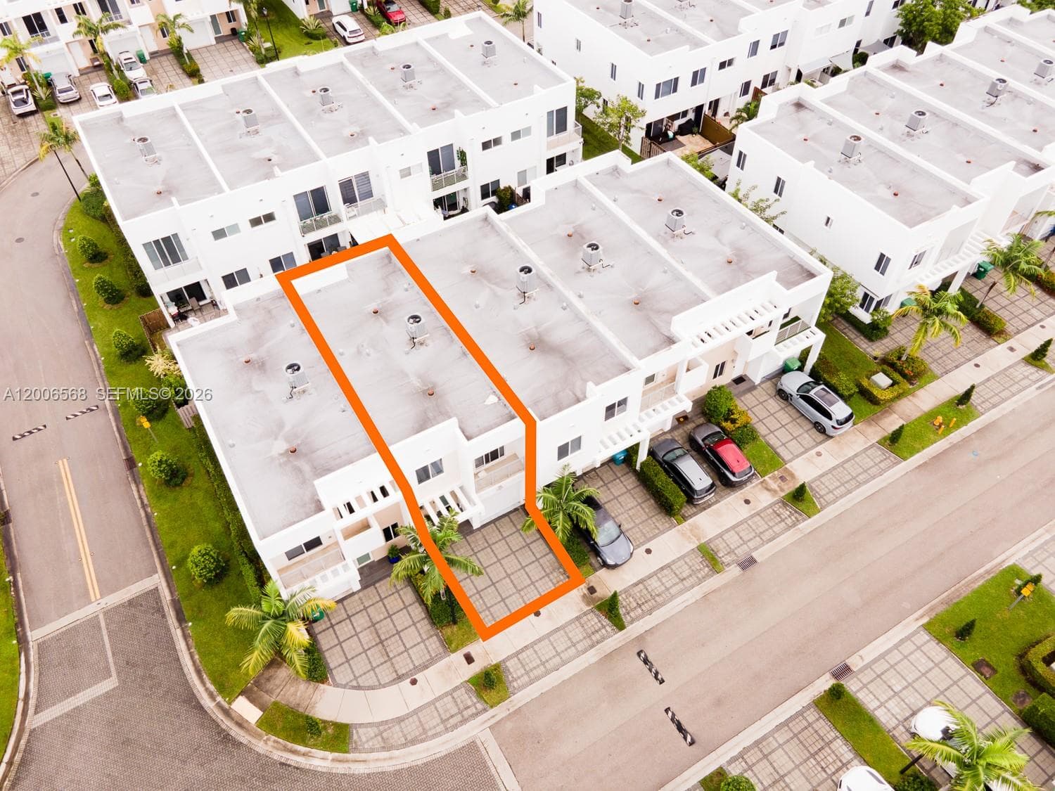 10279 NW 72nd St, Doral FL 33178 — 3
