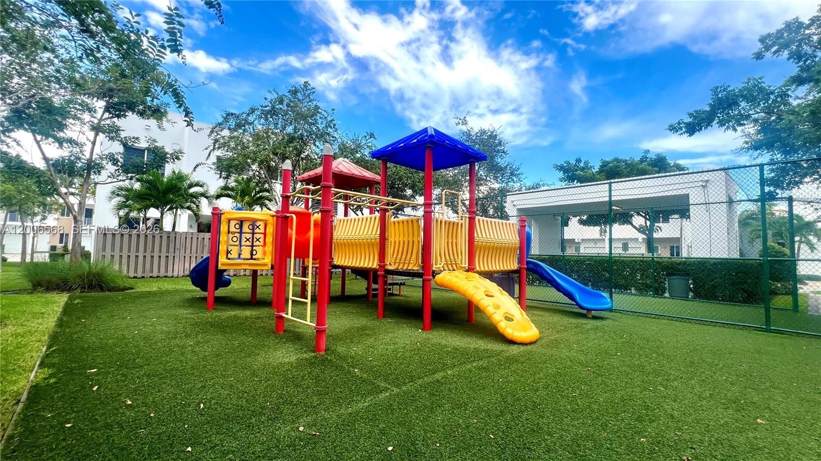 10279 NW 72nd St, Doral FL 33178 — 24