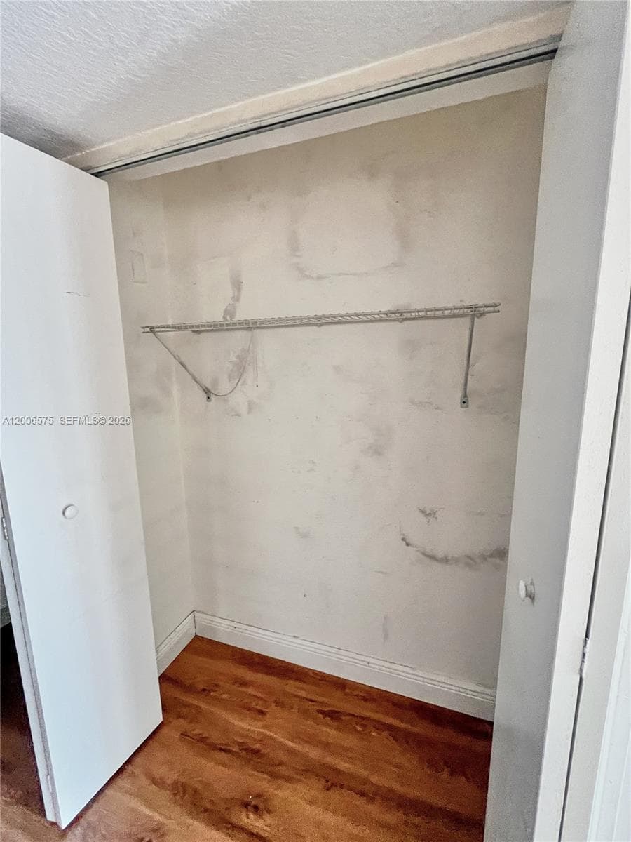 8870 Fontainebleau Blvd # 409, Miami FL 33172 — 27