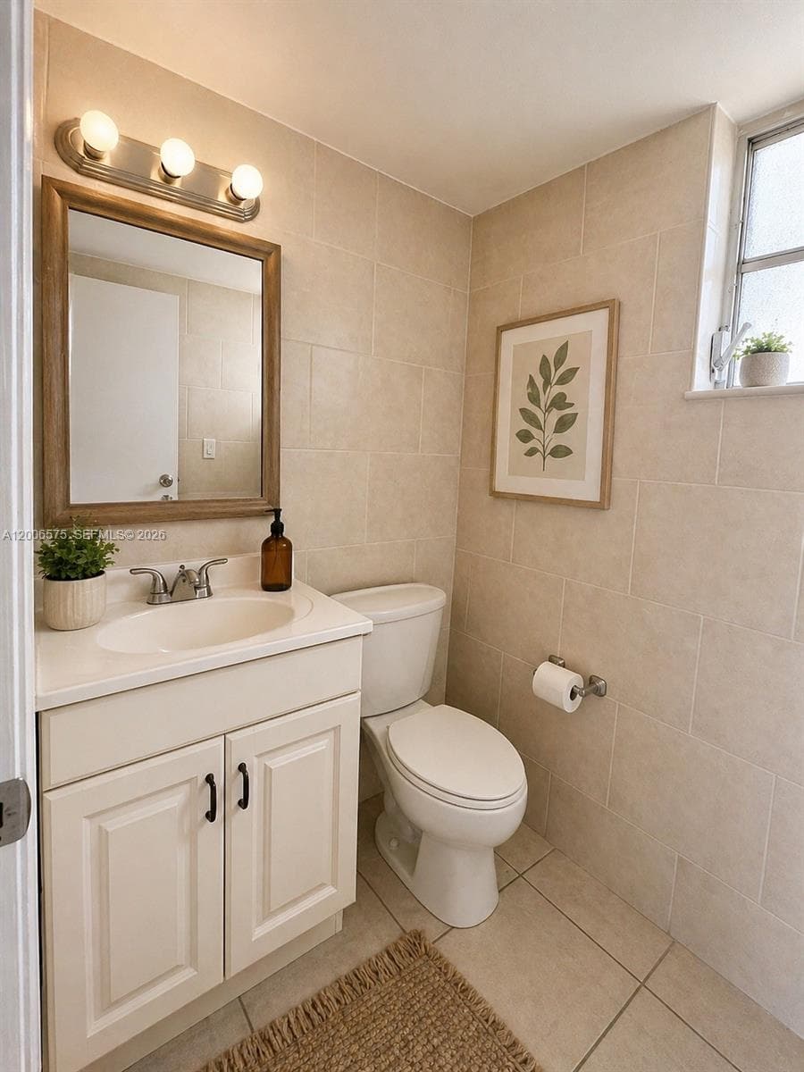 8870 Fontainebleau Blvd # 409, Miami FL 33172 — 35
