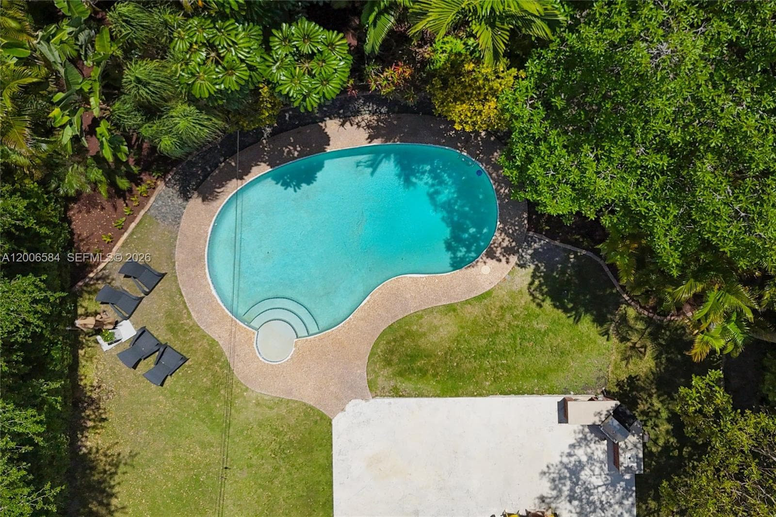 5750 SW 52nd Ter, South Miami FL 33155 — 36