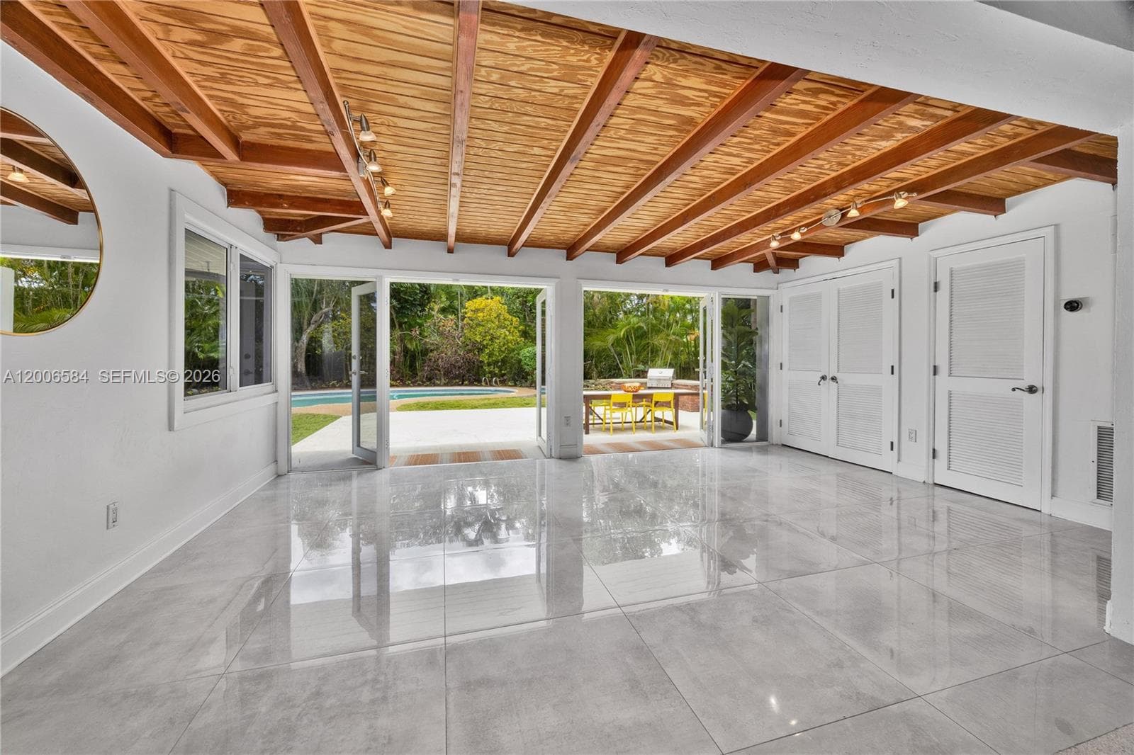 5750 SW 52nd Ter, South Miami FL 33155 — 5
