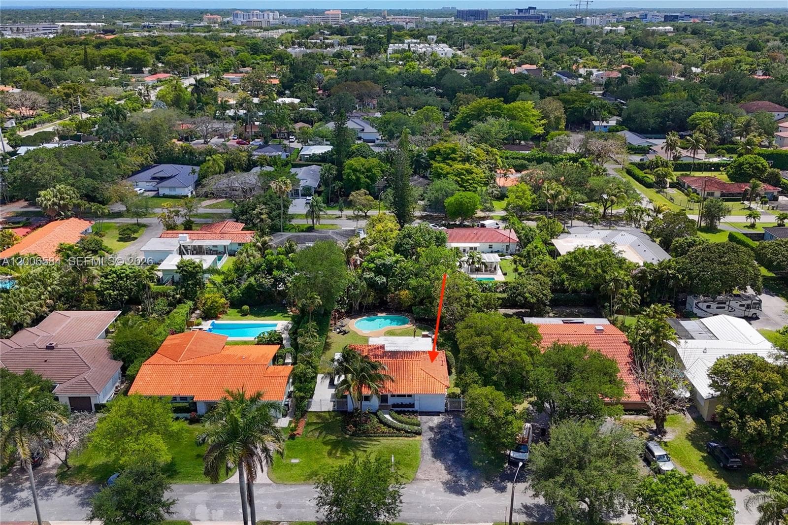 5750 SW 52nd Ter, South Miami FL 33155 — 39